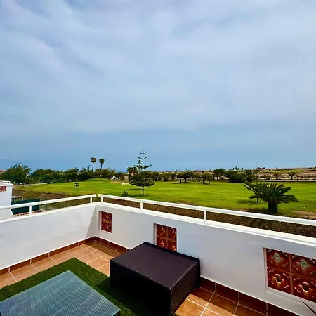 Madelia Villa *